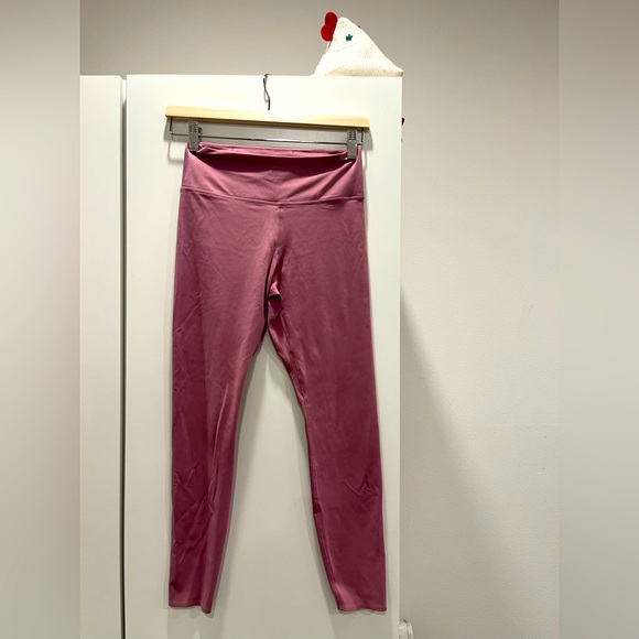 NWOT Nike 7/8 Leggings - Picture 1 of 5
